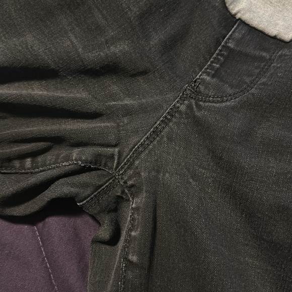 Thyme maternity black jeans. Size large. Used. - Picture 6 of 6
